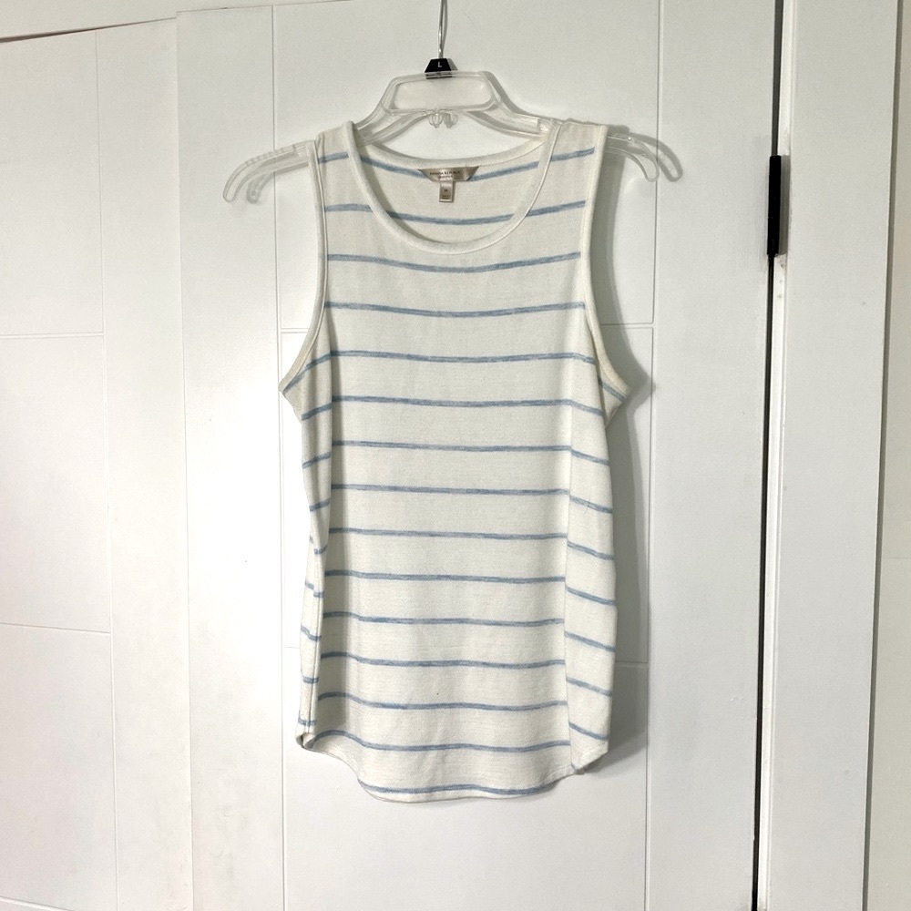 Banana republic top. Super soft and comfortable!
